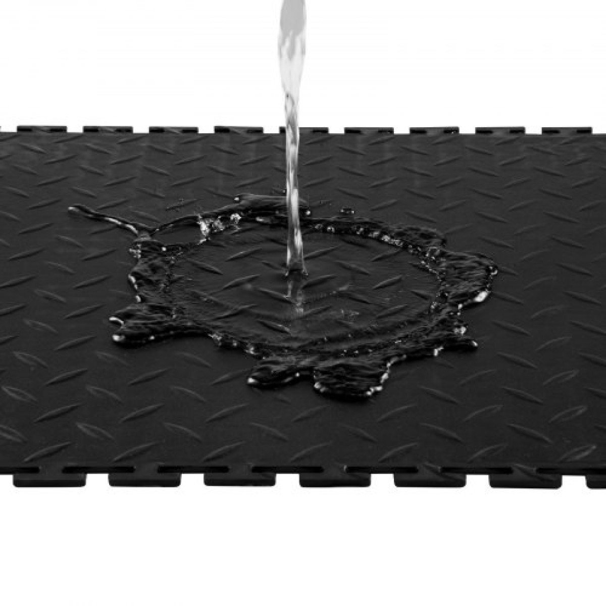 VEVOR Πλακάκια δαπέδου γκαράζ Interlocking, 16 Pack 513 x 513 x 5 mm Interlocking Modular Floor Garage Garage Poss, Diamond Plate Αντιολισθητικά χαλάκια PVC για εργαστήριο, Αποθήκη, Εργαλειοθήκη, Μαύρο