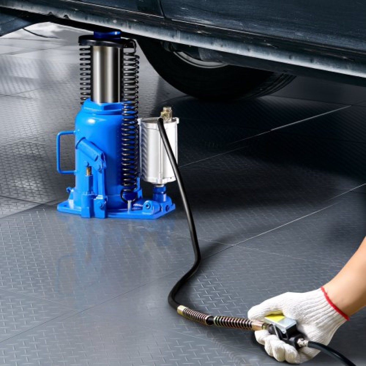 VEVOR Air Hydraulic Bottle Jack, 32 Ton (70546,9 lbs) Χωρητικότητα, Εύρος ανύψωσης 255-415 mm, Πνευματικός/Χειροκίνητος συγκολλημένος γρύλος φιάλης βαρέως τύπου με αντλία για SUV, Pickup, Truck, RV, Car, Auto Repair, Blue