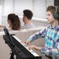 VEVOR 88 Key Folding Keyboard Piano, Bluetooth & MIDI, Φορητό ηλεκτρονικό ψηφιακό αναδιπλούμενο πιάνο με Stand Sustain τσάντα πεντάλ πλήκτρα ευαίσθητα στην αφή, επαναφορτιζόμενη για αρχάριους έφηβους, ενήλικες, μαύρο