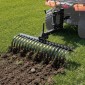 VEVOR 106,7 cm Ρυμούλκηση πίσω από τσουγκράνα Landscape, 3-Point Lawn Rock Rake with Blade & Lift Lever, Fit Κατηγορία 1 ATVs UTVs Tractors Lawn, Heavy Duty Dethatcher Rake for Debris Leaves Thatch