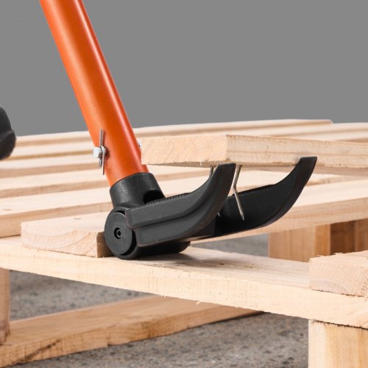 VEVOR Pallet Buster Tool, 1,1 m Carbon Steel Handle Wrecking Pry Bar, Weight Capacity 907 kg, Heavy Duty Deck Board Deck Removal Tool, Breaker Bar για δάπεδα, πλαισίωση, στέγες, επένδυση, γυψοσανίδα