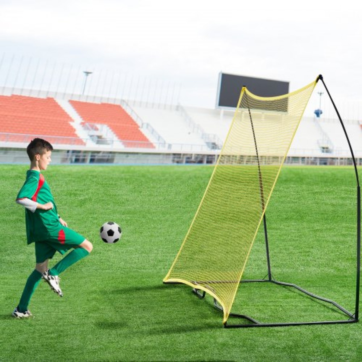 VEVOR Soccer Rebounder, φορητός προπονητής ποδοσφαίρου, 7x7FT Iron & Polyester Soccer Practice Equipment, Sports Football Rebounder Wall με φορητή τσάντα, Ιδανικό για ομαδική προπόνηση, πάσο, βόλεϊ
