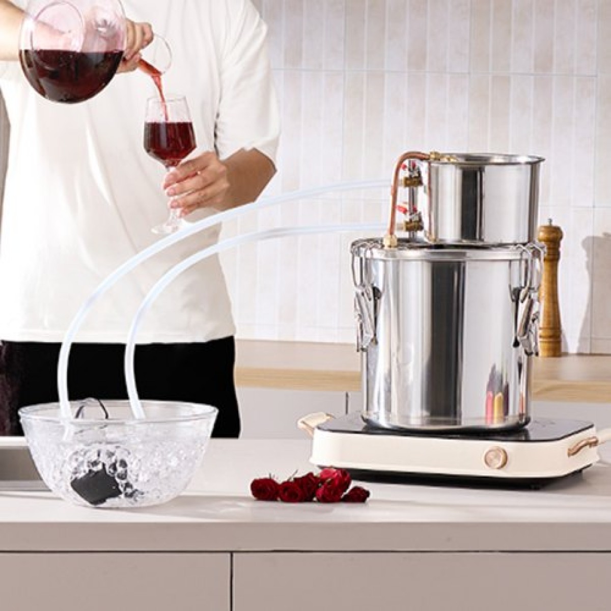 VEVOR Alcohol Still, 3 Gal / 11,4 L από ανοξείδωτο ατσάλι Νερού Οινοπνευματοποιός Αποστακτήρα με Χάλκινο Πηνίο, Home Brewing Refining Kit ζύμωσης με θερμόμετρο & αντλία, για μπράντυ ουίσκι κρασιού, ασημί