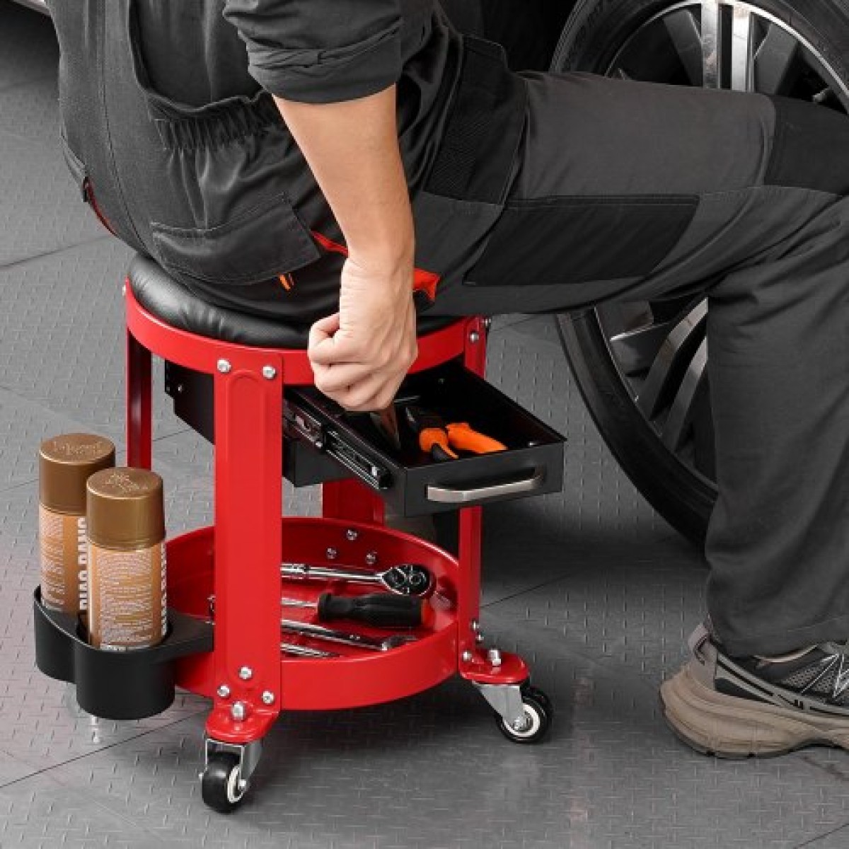 VEVOR Rolling Mechanic Stool με ρόδες, Χωρητικότητα 300 lbs Κάθισμα γκαράζ/Σκαμπί εργασίας, Επενδυμένο Roller Creeper Seat με σταθερό ύψος, δίσκος εργαλείων και 2 συρτάρια, για γκαράζ, κατάστημα & επισκευή αυτοκινήτων, κόκκινο+μαύρο