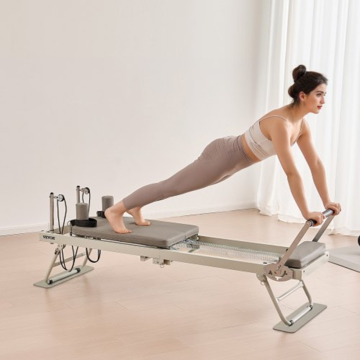 VEVOR Πτυσσόμενο Pilates Reformer, Μηχάνημα προπόνησης Pilates για χρήση στο στούντιο στο σπίτι στο γυμναστήριο, κρεβάτι Pilates με διπλή αντίσταση-ελατήριο & κορδόνι, σετ Reformer για προχωρημένους χρήστες και αρχάριους, έως 400 LBS
