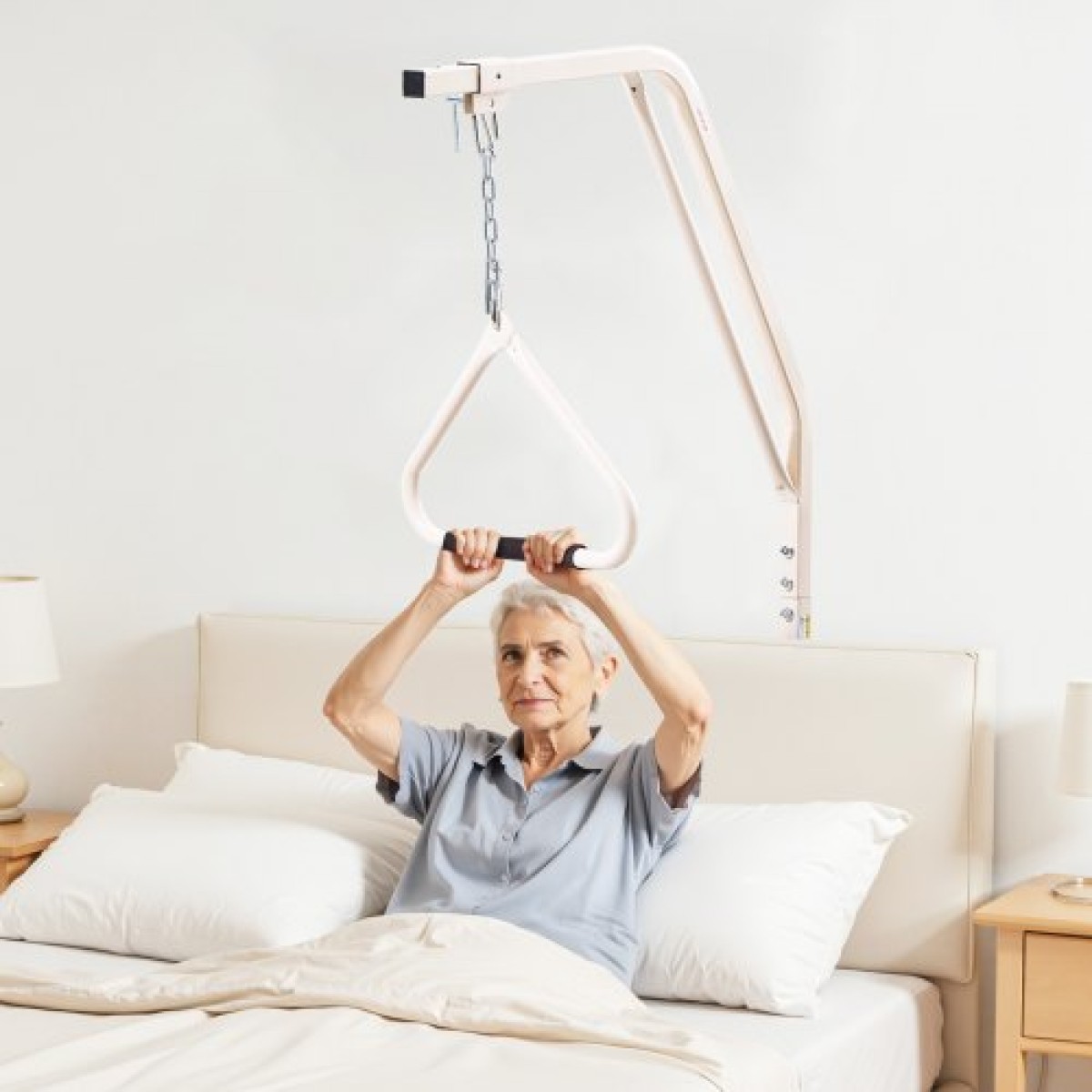 VEVOR Trapeze Bar for Bed Mobility, Medical Trapeze Bed with Clamps & Metal Chain, 250LBS Weight Capacity Pull Up Assist Bar για ηλικιωμένους και άτομα με ειδικές ανάγκες, Ιδανική για φροντίδα στο σπίτι, νοσοκομεία, γηροκομεία