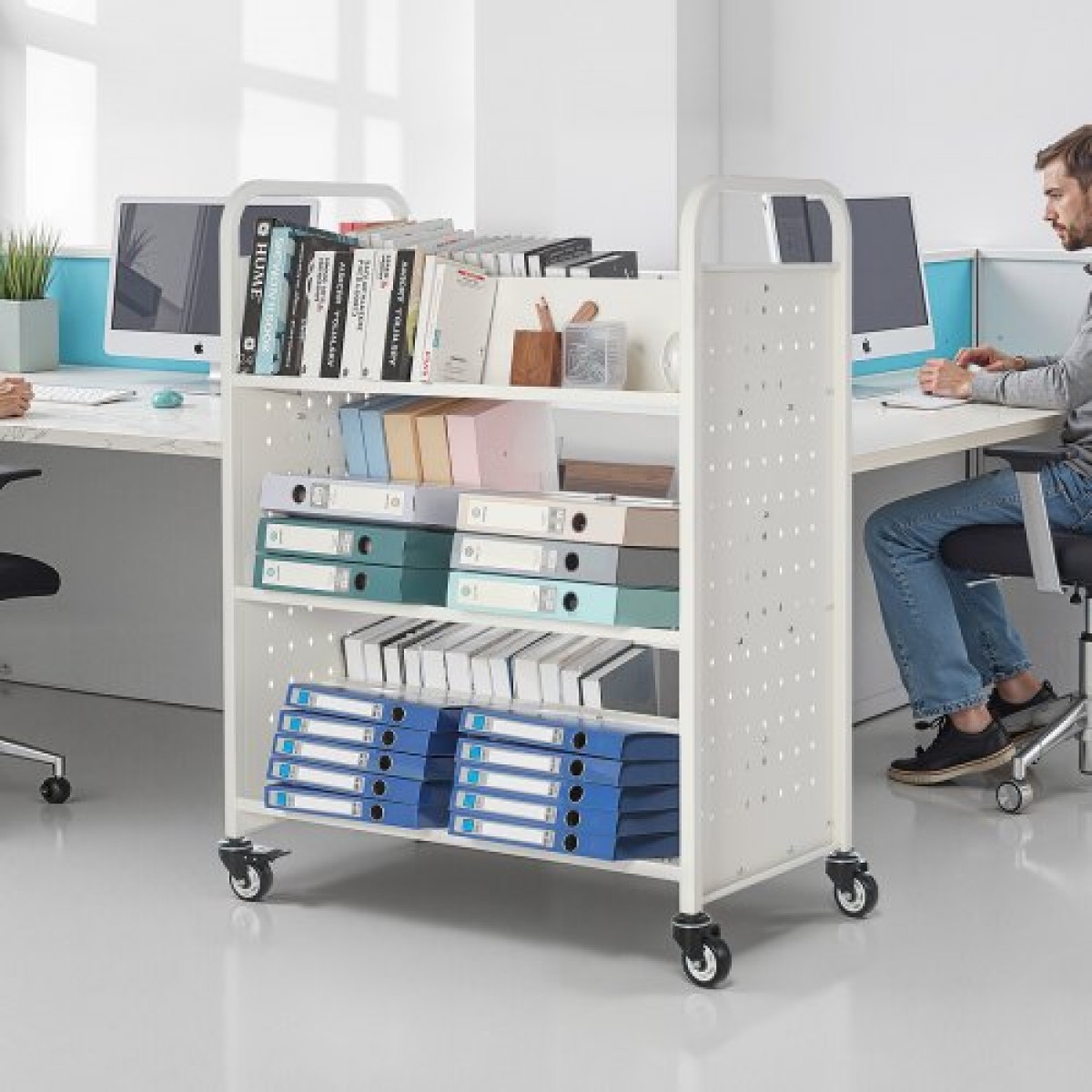 Καρότσι βιβλίων VEVOR Rolling Library, Χωρητικότητα 150 kg, 97 x 51,5 x 122,5 cm Καρότσι βιβλιοθήκης, Ράφια διπλής όψης σε σχήμα W με 76,2 mm που κλειδώνουν τροχούς, φορτηγό βιβλίων για ράφια σπιτιού γραφείου και σχολείου, Λευκό