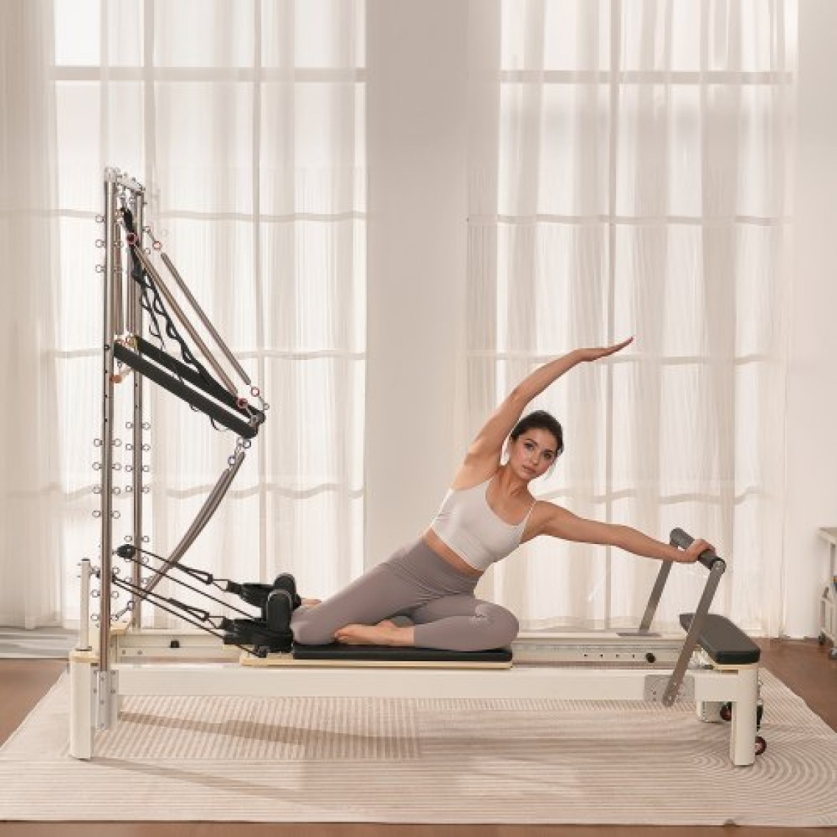 VEVOR Pilates Reformer, μηχάνημα Pilates για χρήση στο στούντιο στο σπίτι στο γυμναστήριο, εξοπλισμός προπόνησης δύναμης με διπλή αντίσταση, Reformer Box και Jump Board, για προχωρημένους χρήστες και αρχάριους, έως 400 LBS