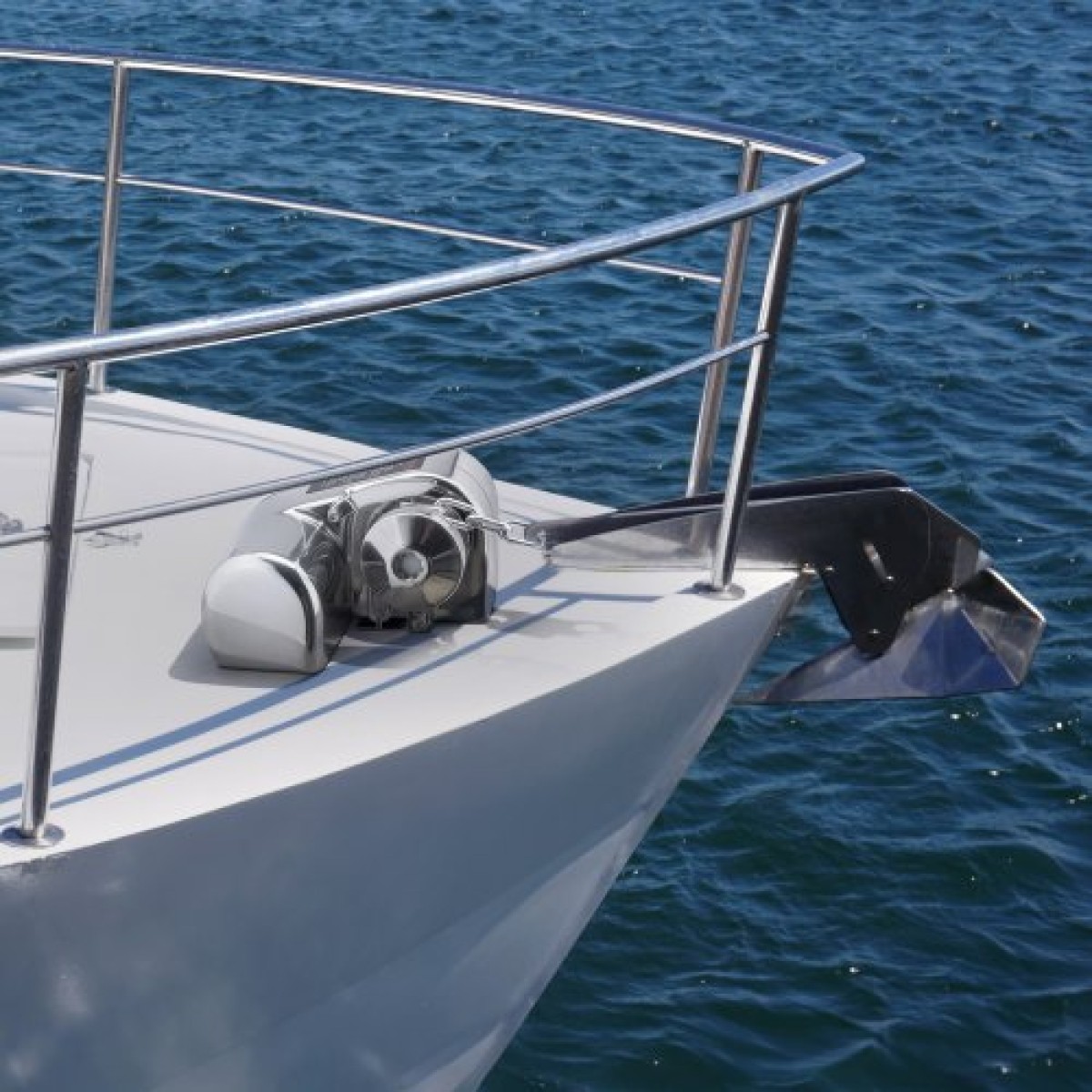 VEVOR Horizontal Fishing Windlass, 12V DC 600W, Windlass Anchor Systems Κατάλληλο για 6,35 mm Αλυσίδα ή 14,3 & 15,9 mm Nylon Rope, Max Pull 260 kg, 316 Ανοξείδωτη κατασκευή, για σκάφη 7-9 m