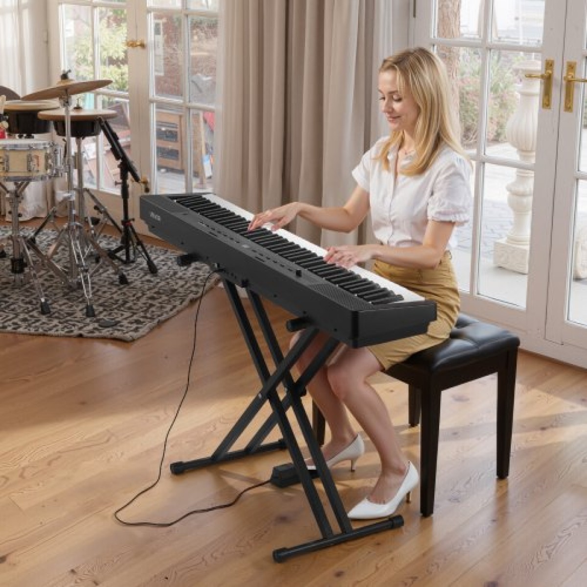 VEVOR Weighted Digital Piano, 88 Πλήκτρα Πλήρως Ζυγισμένο, Ηλεκτρικό Πιάνο Διπλό Πληκτρολόγιο & Ηχεία με X Stand, Sustain Pedal, Λειτουργία εγγραφής, 280 τόνους, Ασύρματη σύνδεση, για αρχάριους, Μαύρο