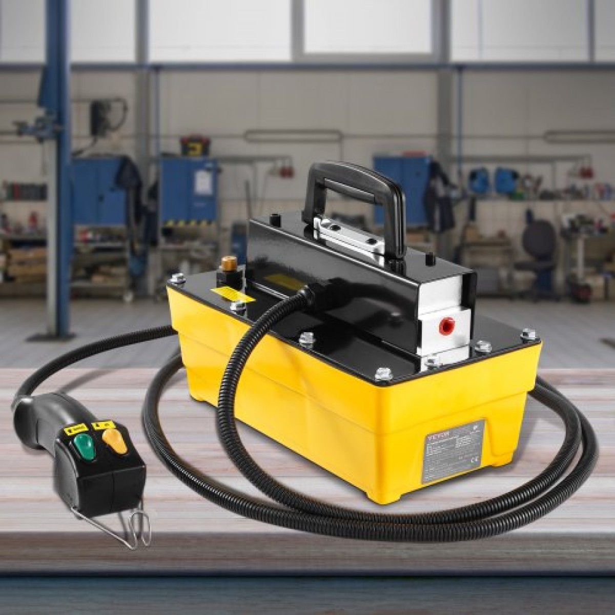 VEVOR 689 bar (10.000 PSI) υδραυλική αντλία αέρα, δεξαμενή 2,3 L (0,61 Gal), Έξοδος λαδιού NPT 9,5 mm (3/8 In), είσοδος NPT 6,4 mm (1/4 In), Πλαστική υδραυλική αντλία αέρα με τηλεχειριστήριο Automobile Actuator Actuator,