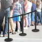 Βάλοι VEVOR Crowd Control Stanchions, 6-pack Crowd Control Barriers with 3PCS 6.5FT Black Retractable Belts, Plastic Stanchion Queue Post, Belt Barriers Line Divider Stanchion set for Airport, Exhibition