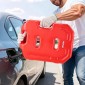 Δοχείο καυσίμου VEVOR, 10 L, δοχείο αερίου με στόμιο και βραχίονα που κλειδώνει, μέγιστος ρυθμός ροής 15 L/min, Ασφαλές και στεγανό, φορητό επίπεδο δοχείο υγρού για τα περισσότερα αυτοκίνητα ATV UTV μοτοσικλετών, κόκκινο