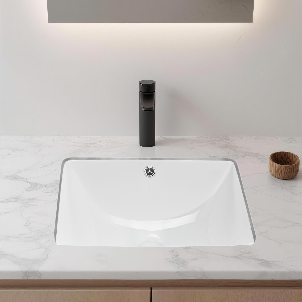 Νεροχύτης μπάνιου VEVOR Undermount, 460 x 330 mm Ορθογώνιος λευκός κεραμικός νεροχύτης με τρύπα υπερχείλισης, κάτω από πάγκο σε μοντέρνο νιπτήρα μπάνιου νεροχύτη, ορθογώνιο για μικρό χώρο
