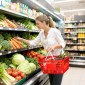 Καλάθια αγορών VEVOR, 20 ΤΕΜ, Πλαστικά καλάθια παντοπωλείου PE 21 λίτρων στοιβαζόμενα με λαβές, δομή με πυκνό πλέγμα, χωράει έως και 9,07 κιλά, φορητό για παντοπωλείο, λιανική, καταστήματα, σούπερ μάρκετ, οικιακή χρήση, κόκκινο