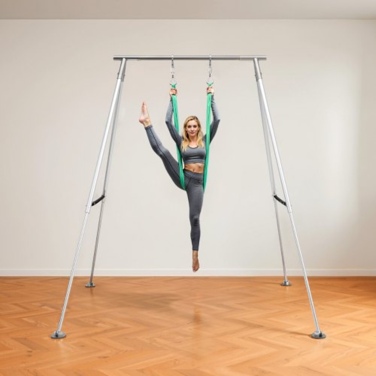 Πλαίσιο VEVOR Yoga Stand, Max 140,6 kg Load Swing Stand, Τριγωνική δομή Pull Up Stand, Εναέριες μεταξωτές βάσεις με ρυθμιζόμενο ύψος & πόδια πλαισίου αλουμινίου, μπάρα κορυφής από ανοξείδωτο χάλυβα