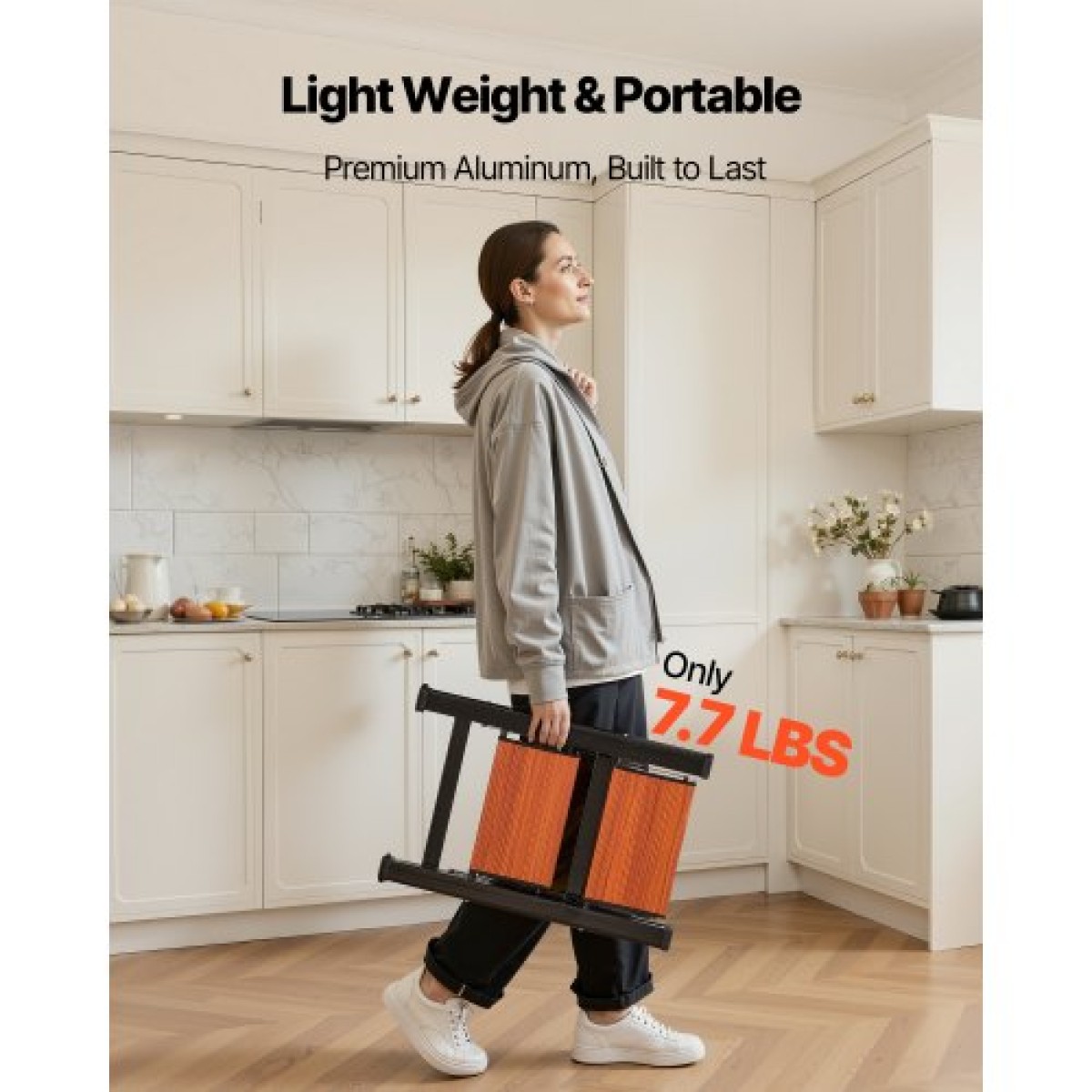 VEVOR 2 Step Ladder, Πτυσσόμενο σκαμπό με φαρδύ αντιολισθητικό πεντάλ και άνετη λαβή, Ελαφρύ φορητό στήριγμα αλουμινίου χωρητικότητας 150 kg, Πολλαπλή χρήση για ενήλικες, επισκευή σπιτιού, καθαρισμός