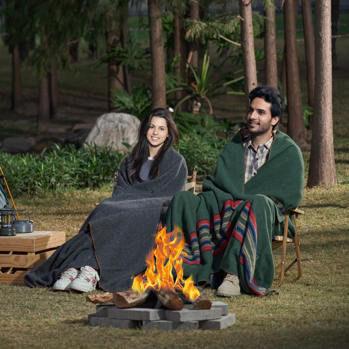 Μάλλινη κουβέρτα κάμπινγκ VEVOR 1,62x2,23 m (64" x 88") Ζεστή για πεζοπορία σε κάμπινγκ Ταξιδιωτική υφή