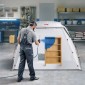 VEVOR Spray Paint Shelter, 2,3m x 1,6m x 1,6m Φορητή σκηνή βαφής σε σπρέι με ενσωματωμένη οθόνη δαπέδου & διχτυωτό, αναδιπλούμενο αναδυόμενο θάλαμο βαφής για έπιπλα Μεγάλος σταθμός βαφής εργαλείων DIY