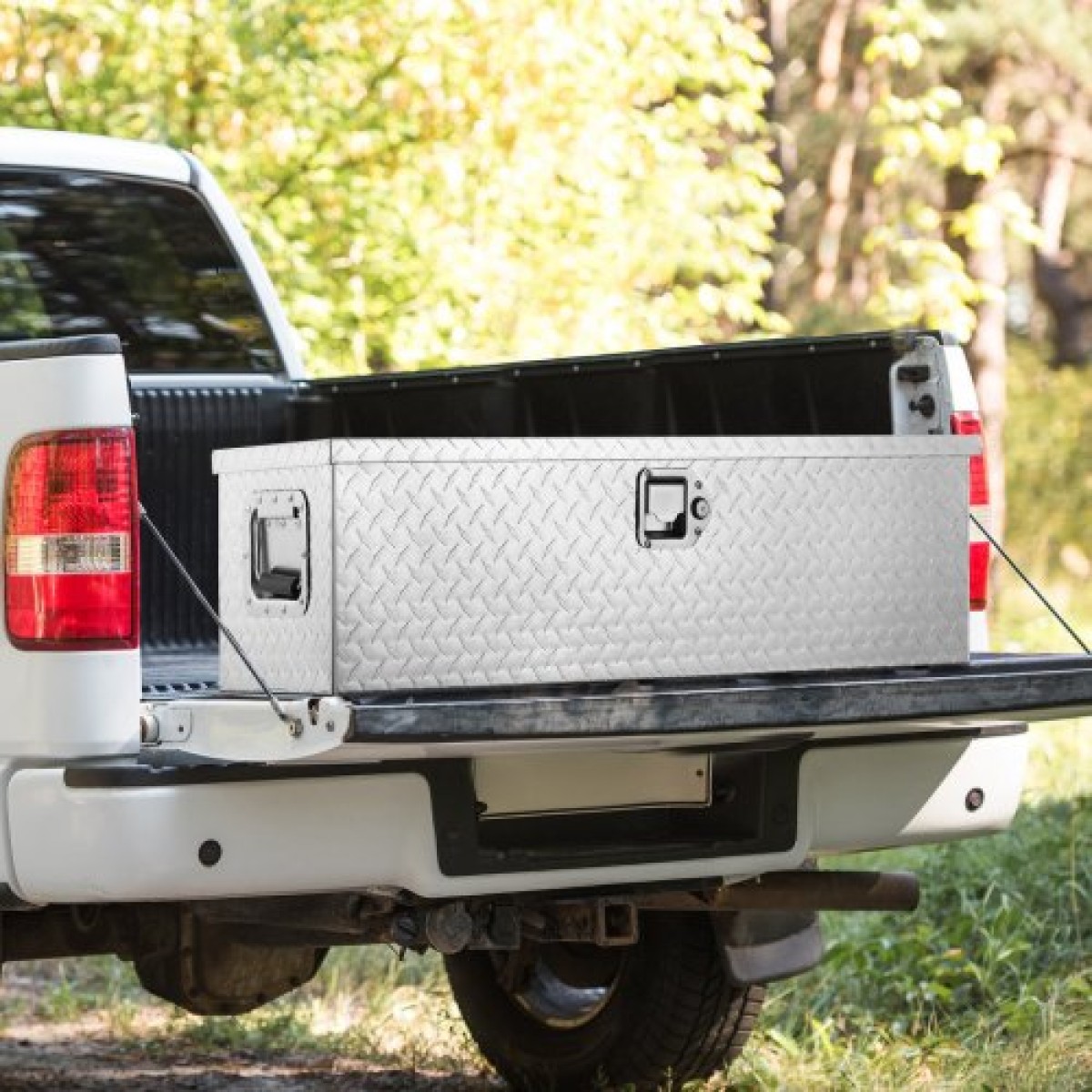 Κουτί εργαλείων κρεβατιού φορτηγού VEVOR Heavy Duty, Εργαλειοθήκη Diamond Plate με Πλαϊνή λαβή και κλειδαριά κλειδαριάς, Storage Tool Box Box Organizer για παραλαβή, Κρεβάτι φορτηγού, RV, Trailer, 99,1x33x25,4 cm, Ασημί