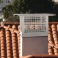 VEVOR Καπάκι Καμινάδας 304,8 x 304,8 mm, Κάλυμμα Καμινάδας Τζακιού 304 από ανοξείδωτο ατσάλι, Δεν ανατρέπεται εύκολα & Πρακτικά Αξεσουάρ & Εύκολη Τοποθέτηση, Ταιριάζει με Διχτυωτά Καλύμματα Καυσαερίων Εξωτερικών Πήλινων Βότσαλων Καμινάδας, Ασημί