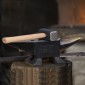 Αμόνι VEVOR Single Horn, 10 kg χυτό ατσάλινο αμόνι, Σιδηρουργός στρογγυλού κέρατου υψηλής σκληρότητας, μεγάλος πάγκος και σταθερή βάση, με στρογγυλή και τετράγωνη τρύπα, εργαλείο Metalsmith για κάμψη και διαμόρφωση