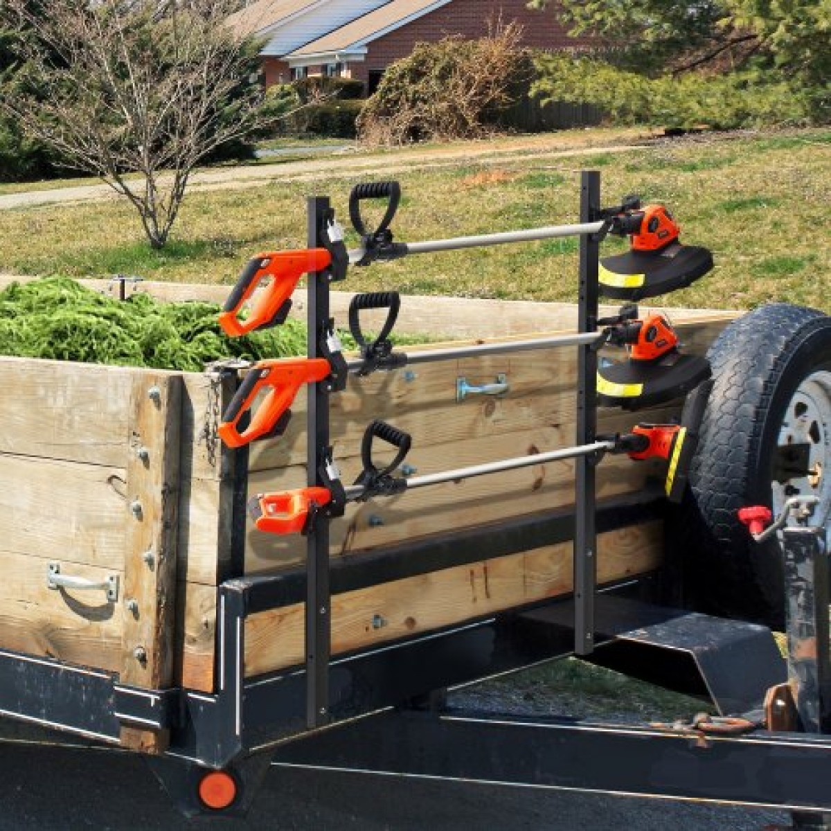 Βάση κοπής VEVOR, 3 Θέσεις Weeder Trimmer Rack, Locking Trim Holder Landscape Rack Carrier Mount on Open Pickup/Trailer Enclosed Trailers, Pair