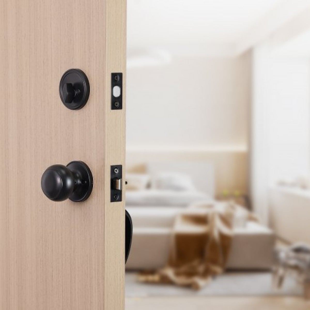 Σετ χειρολαβής μπροστινής πόρτας και Deadbolt VEVOR, Σετ κλειδαριάς μπροστινής πόρτας ματ μαύρο με εσωτερικό πόμολο, ρυθμιζόμενη απόσταση οπών μονοκύλινδρο χειρολαβή, για δεξιά και αριστερά είσοδο και μπροστινή πόρτα