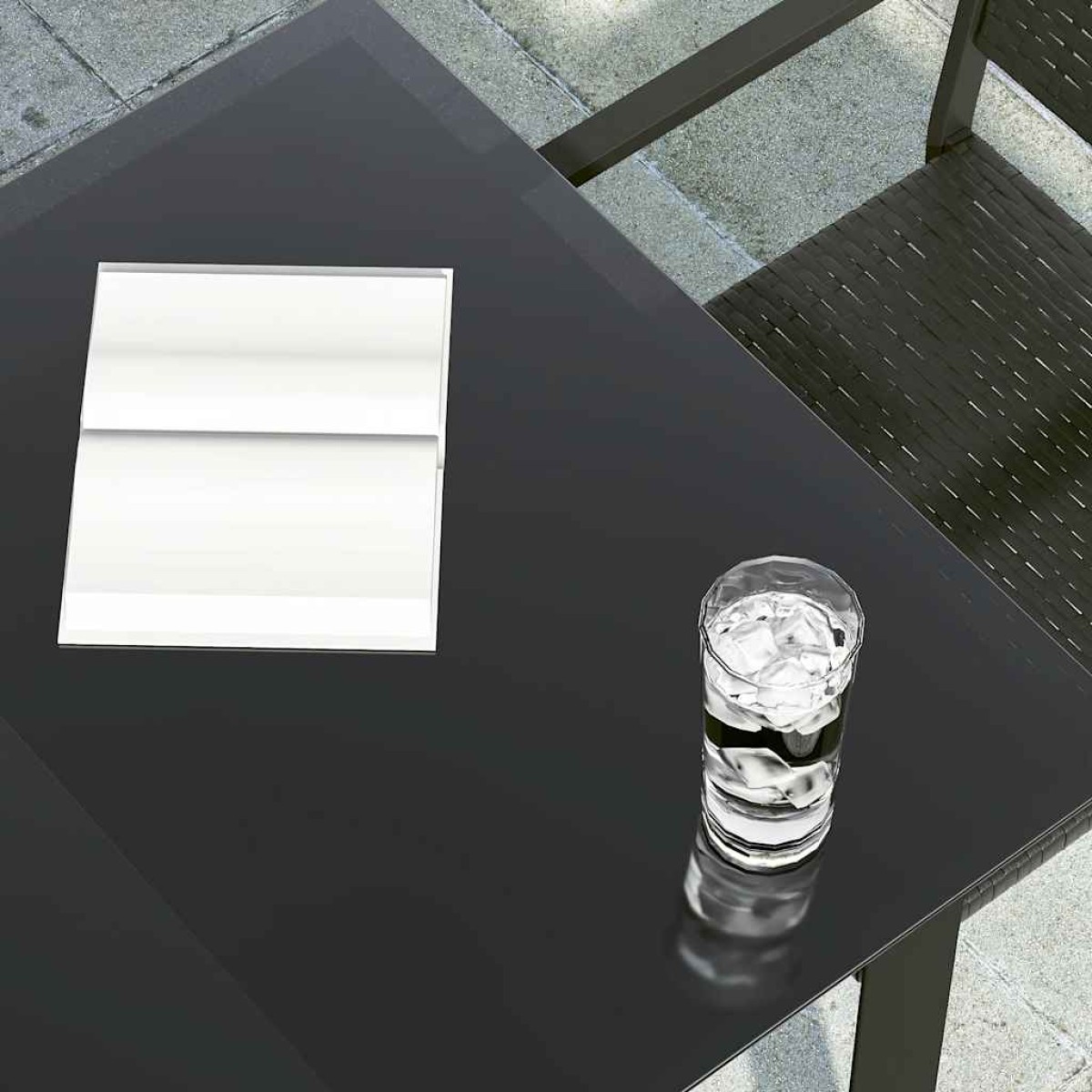 vidaXL Τραπεζαρία Κήπου Μαύρη 140 x 70 x 74 εκ. από Ατσάλι / Γυαλί