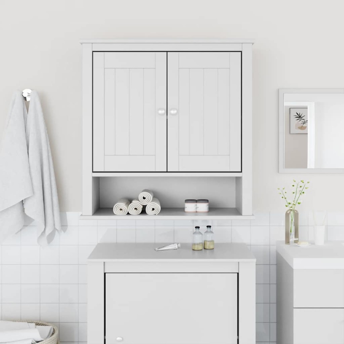 vidaXL Ντουλάπι Μπάνιου Επιτοίχιο BERG Λευκό 69,5x27x71,5εκ Μασίφ Ξύλο