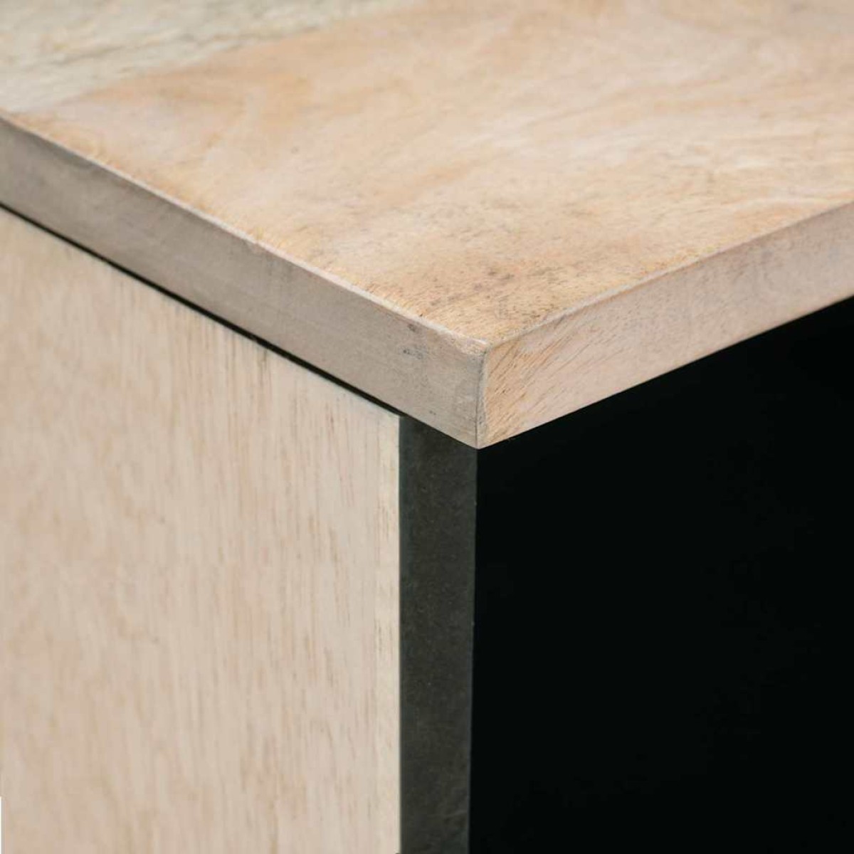 vidaXL Κομοδίνο Λευκό 50 x 33 x 62 εκ. Επεξεργασμένο Ξύλο