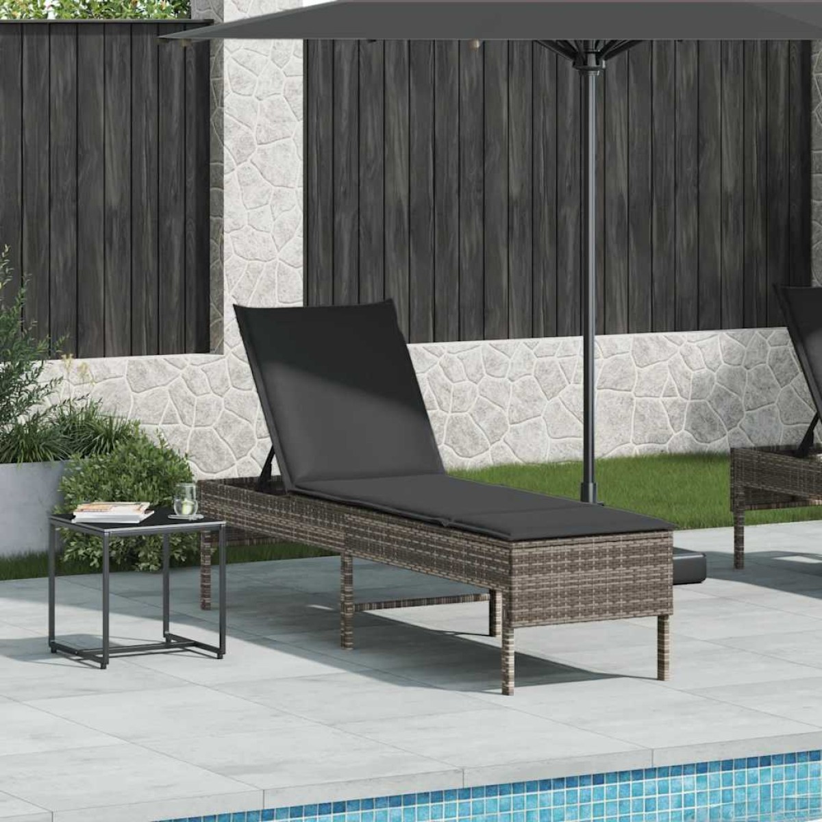 vidaXL Ξαπλώστρα με Μαξιλάρι Γκρι 55x200x44 εκ. από Συνθετικό Ρατάν