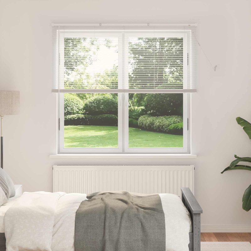 vidaXL Βενετσιάνικη Σκίαση Λευκός 150 x 140 εκ. 25 mm PVC