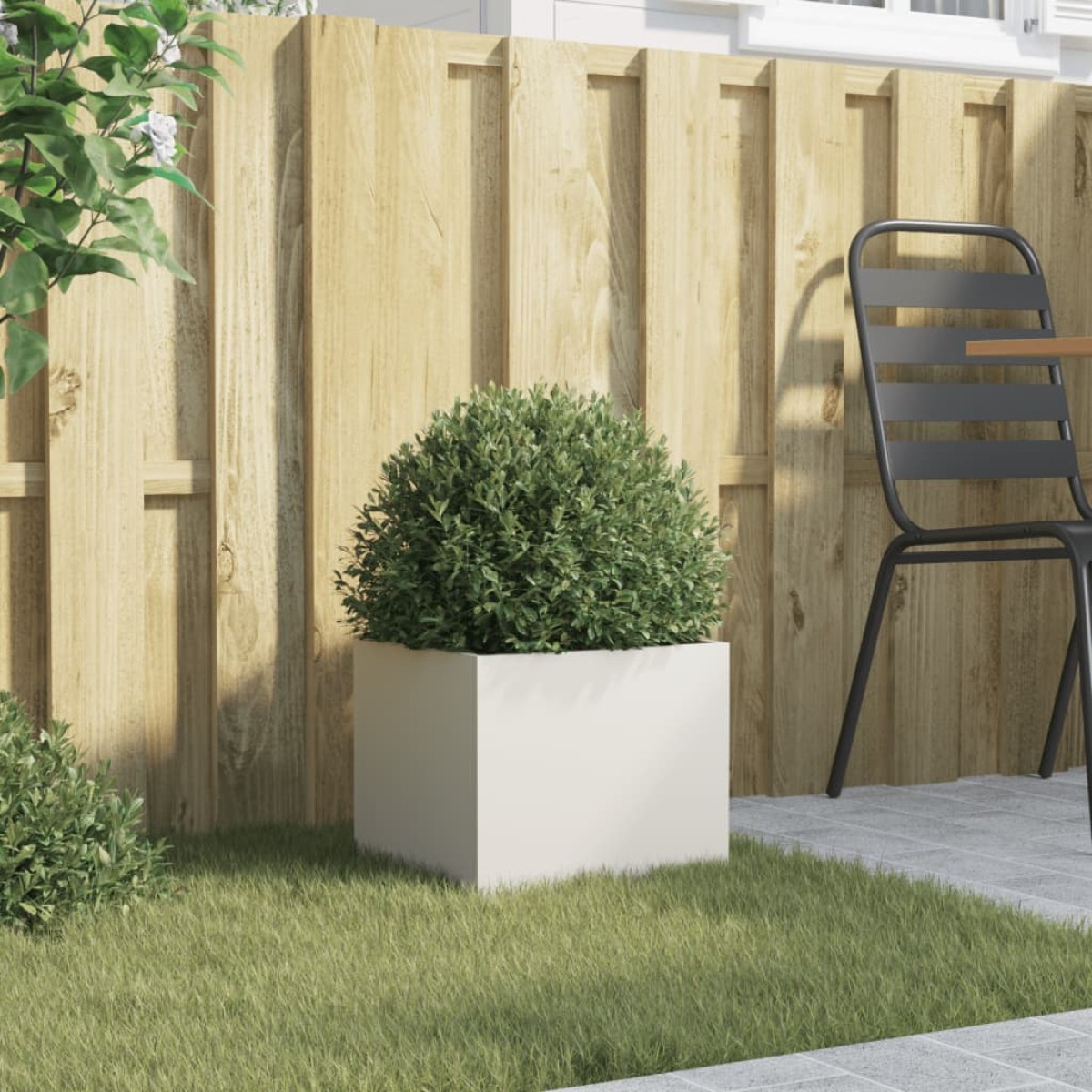 vidaXL Ζαρντινιέρα Λευκή 32x30x29 εκ. από Χάλυβα Ψυχρής Έλασης