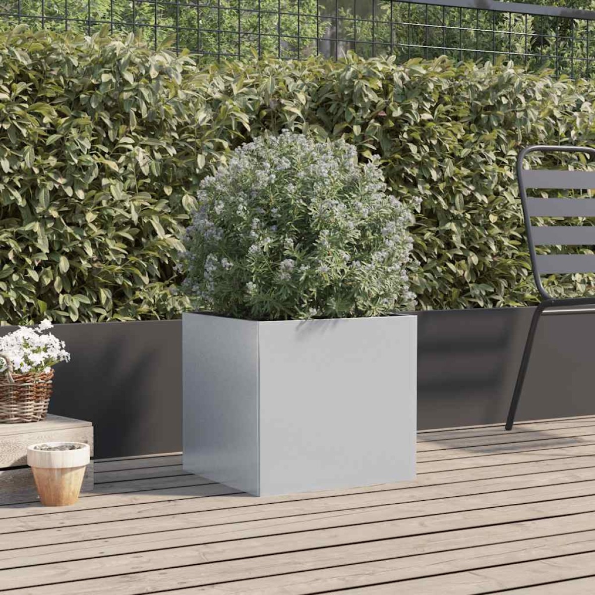 vidaXL Ζαρντινιέρα Ασημί 32 x 30 x 29 εκ. από Γαλβανισμένο Χάλυβα