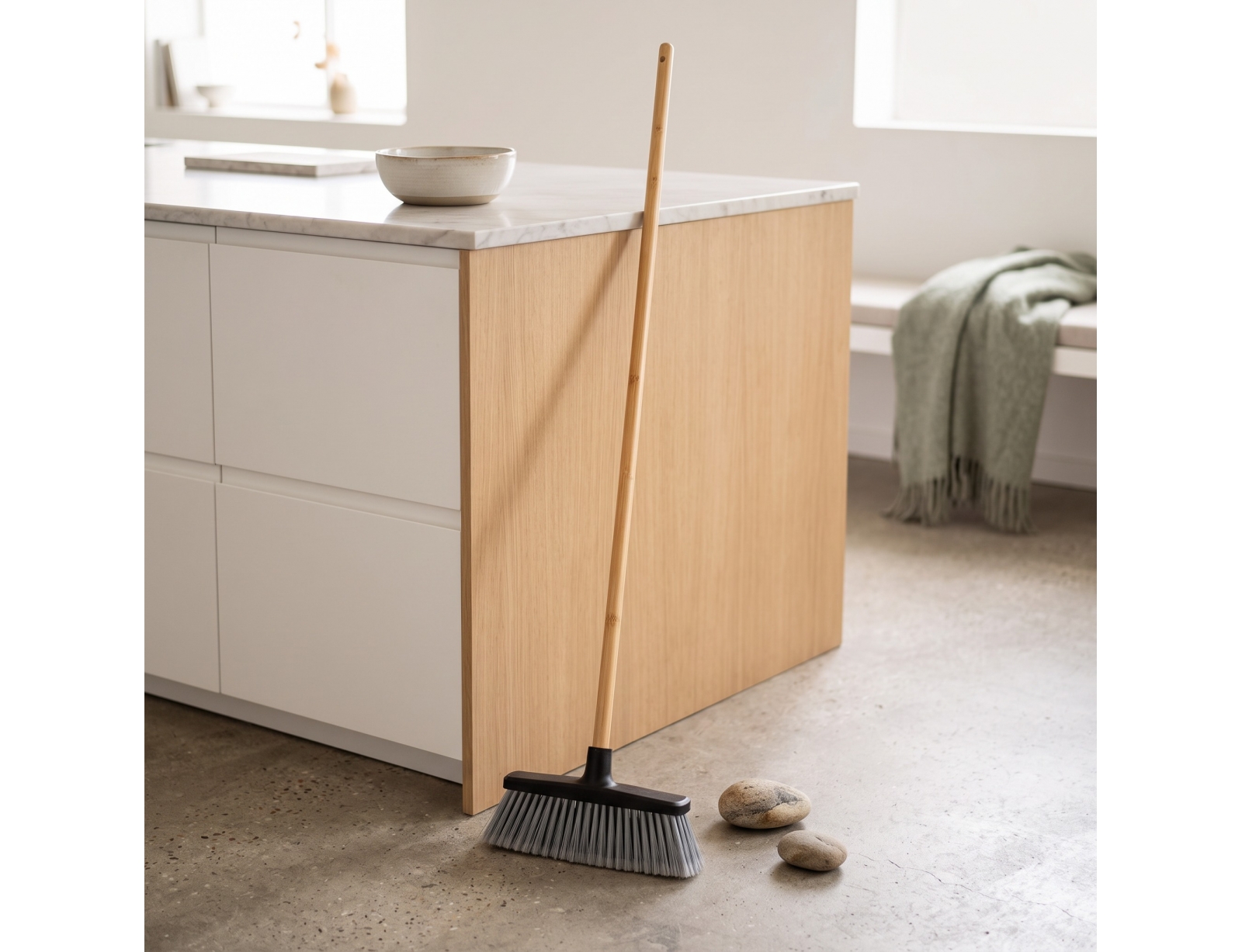 Σκούπα Homea - 118cm